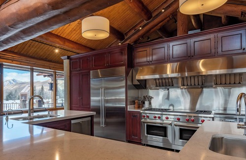 Hailey House | Après Lodge - Ultimate Gathering Place for Family & Friends
