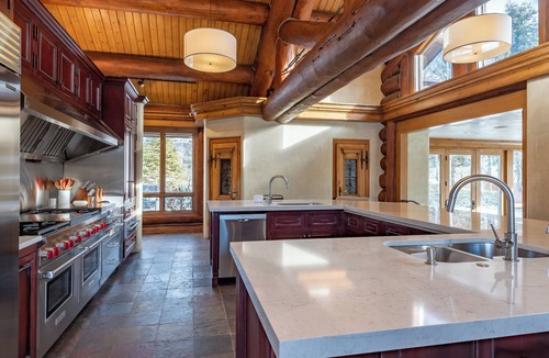 Hailey House | Après Lodge - Ultimate Gathering Place for Family & Friends
