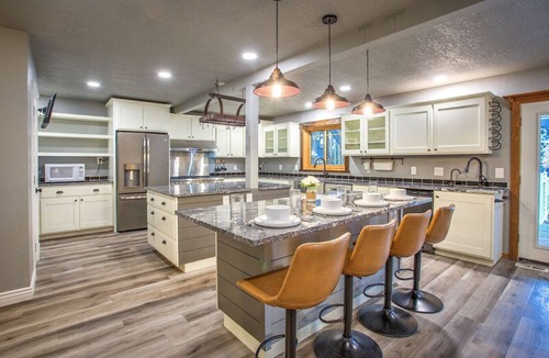 Kalispell Bed & Breakfast | Arabian Nights Suite at Country Way Inn