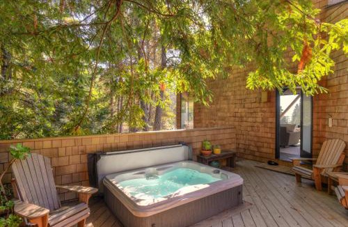 Sea Ranch House | Architectural Treasure - Private Hot Tub