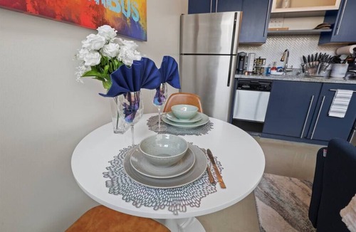 Downtown Columbus Condo | Arena District Suite w/FREE Parking & Rooftop Deck