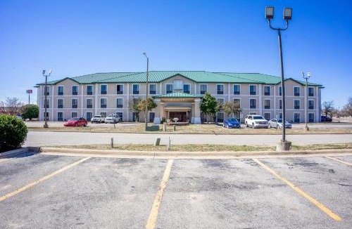 Jonesboro Hotel | Ark Suites By OYO Jonesboro I-555