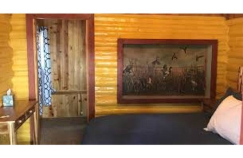 Ashton House | Ashton Historic Log Cabins 8