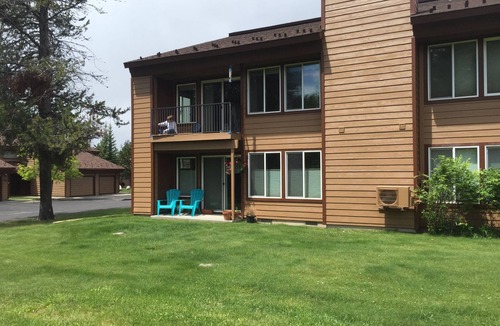 McCall Condo | Aspens Getaway Short walk to McCall Club & BeachnRecently renovated with A/C .