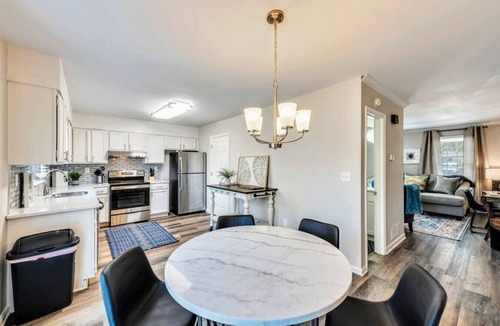 Marietta Villa | ATH-Marietta/Smyrna- 3BR- Pet Friendly (271timber)