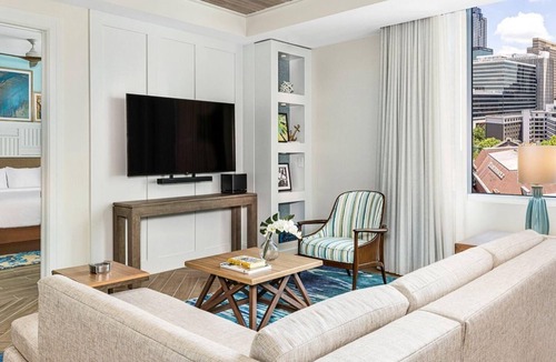 Castleberry Hill Resort | Atlanta Resort Stay Near Centennial Park with Spacious 2BR Deluxe Suite