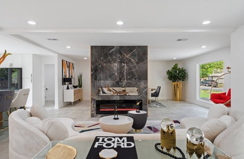 Allandale House | ❤️Austin Modern style❤️n5.5mi from Domainn6mi from downtown n5mi from stadiums