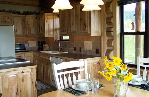 Grantsdale Cabin | Authentic Quaint Log Cabin on 2400 Private Acres w/Stellar Views & Hot Tub
