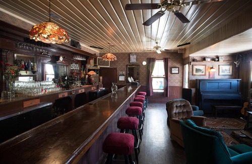 Avery Hotel | Avery Hotel