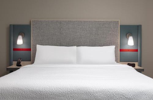 Billings Hotel | avid hotels Billings West by IHG