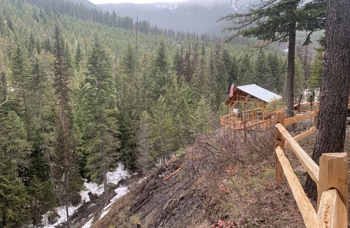 Noxon Cabin | Away from it all cabin Booking for the 2025 season. Winter recreation getaway