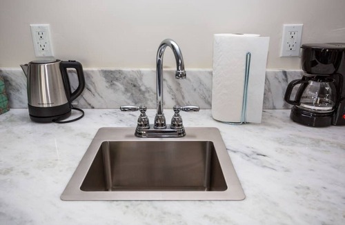 Bankers Hill Apartment | Awesome Balboa and Downtown View with Cozy Patio