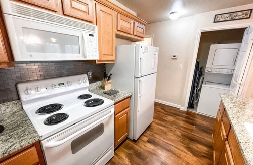 New Braunfels Condo | B101 · Guadalupe Getaway | AVAILABLE THIS WEEKEND | 1st Floor | WiFi