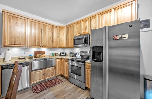 Star Valley Ranch Apartment | Back on VRBO! Cabin Apartment,nGrand Tetons, Yellowstone, Golf, Rafting,.