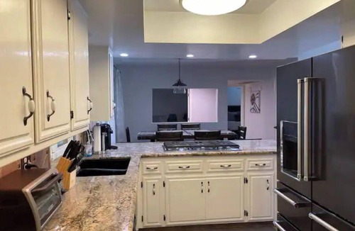 Greenacres House | Bakersfield Outdoor Oasis - Kitchen, Bar, Pool, Spa, Fire