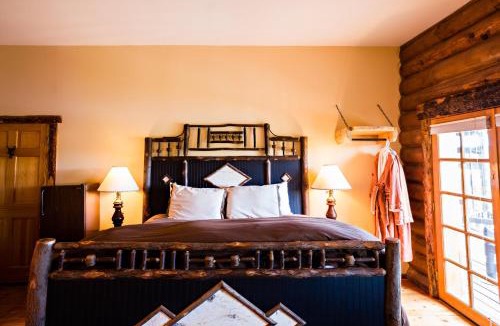 West Yellowstone Cabin | Bar N Ranch