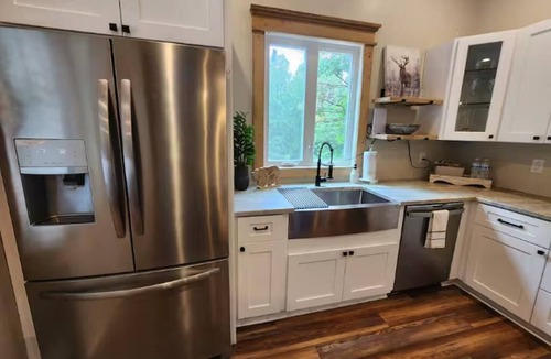 Cumberland Cabin | Barndominium River Retreat In the Middle Of Cumberland State Forest