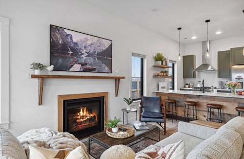 Riverfront Apartment | *Basecamp: The Blue Bungalow*