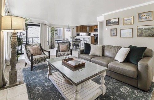 Crown Point Apartment | Bay Front Condo in Pacific Beach