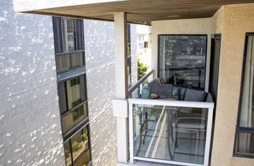 Crown Point Apartment | Bay Front Condo in Pacific Beach