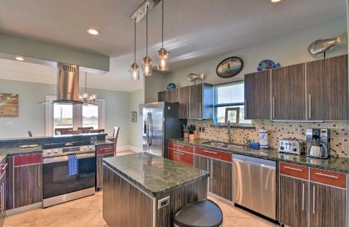 Galveston House | Bay Views! Family-Friendly Galveston Resort House