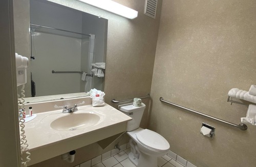 Evansville Hotel | Baymont by Wyndham Casper East