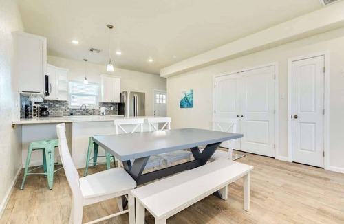 Surfside Beach House | Beach Bliss: Pet-Friendly Townhome with Bay Views!
