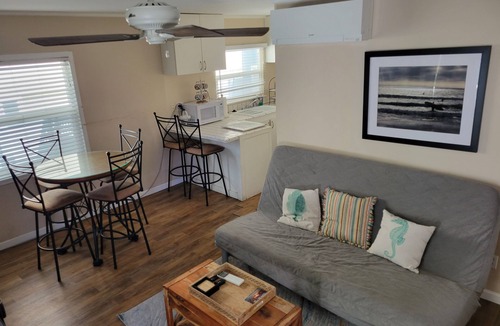 Mission Beach Cottage | Beach Cottage - 4th from Ocean, Private Patio, Ocean View, now with A/C