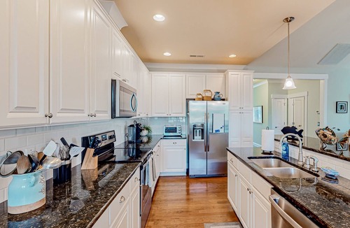 St. James House | Beach Cove Charmer: St James quiet home, professionally decorated & near the beach - gas grill & AC