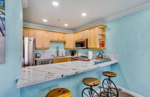 Pacific Beach Condo | Beach Front Paradise - Entire Condo- Crystal Pier