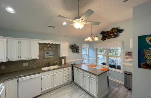 Surfside Beach House | Beach House w/Elevator-Limo Golf Cart-Pet Friendly-Ocean Lakes