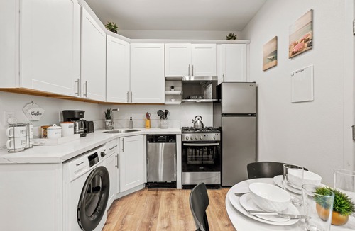Mission Beach Condo | Beach Wave Retreat: Ocean Bliss, Steps Away