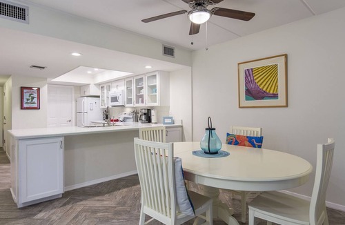 South Padre Island Condo | Beachfront Bliss at Edgewater! Breath-taking Ocean Views, Pool & Hot Tub - Walk to Everything!