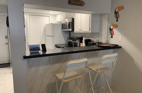 Galveston Condo | BEACHFRONT CONDO INFINITY OCEAN VIEW!