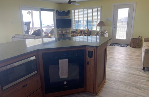 Bermuda Beach House | Beachfront Steps to the Sand Gulf Views Pet-Friendly Galveston West End