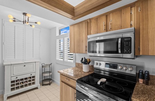 Vanderbilt Beach Condo | Beachfront Vibrant Tides, Updated Coastal Style Stunning Gulf Views Pet Friendly