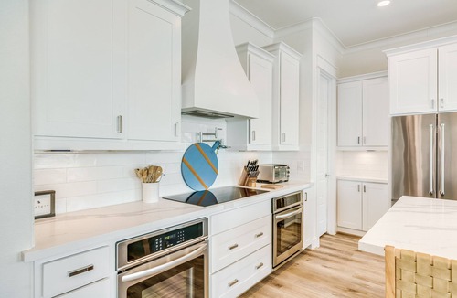 Galveston House | Beachology: Newly-built Beachfront Beauty with Private Dune Walkover