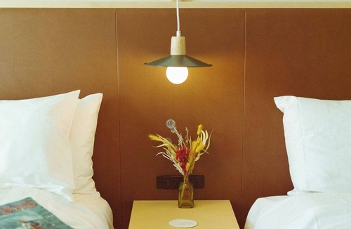 San Jacinto Hotel | Beachside 2 Queen Beds w/Rooftop Bar + Pool Access