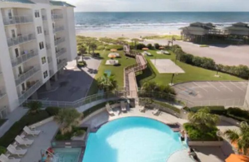 Galveston Resort | Beachside Stays at Galveston Beach Resort - Galveston, TX