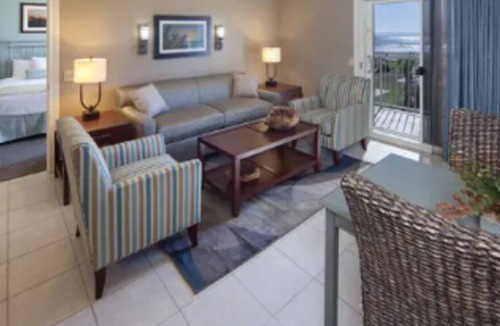 Galveston Resort | Beachside Stays at Galveston Beach Resort - Galveston, TX