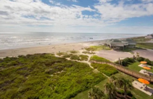 Galveston Resort | Beachside Stays at Galveston Beach Resort - Galveston, TX