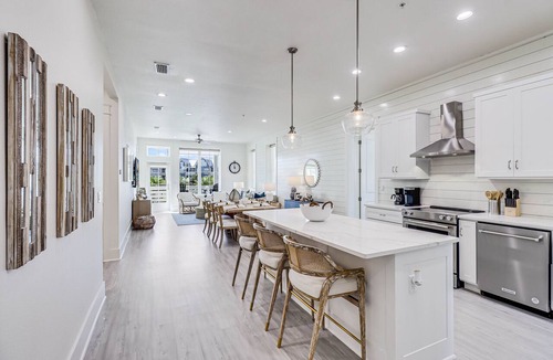 Cinnamon Shore Condo | Beachy-chic condo at Cinnamon Shore North with 20+ resort-like amenities!