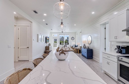 Cinnamon Shore Condo | Beachy-chic condo at Cinnamon Shore North with 20+ resort-like amenities!