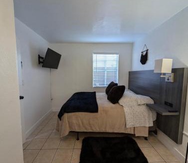 South Tucson House | Bear cave