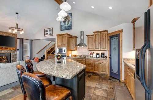 Bear Hollow Village House | Bear Hollow Village 5500 by Moose Management