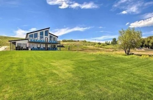 Fish Haven House | Bear Lake Beach Front! Sleeps 46