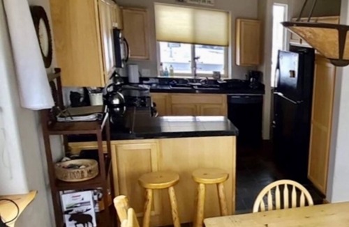 Gallatin Gateway House | Beartooth; Beautiful Big Sky & Yellowstone Vacation Home!