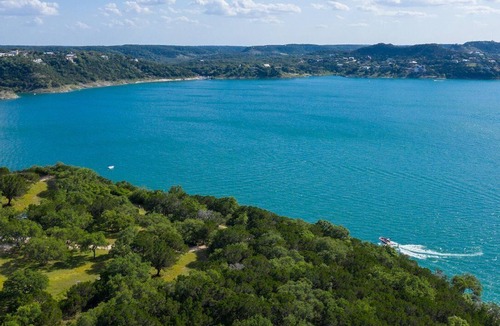 Canyon Lake Apartment | Beautiful 1 bedroom unit at resort, sleeps 4