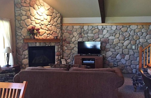 Red Lodge Apartment | Beautiful 1 bedroom vacation home, sleeps 6