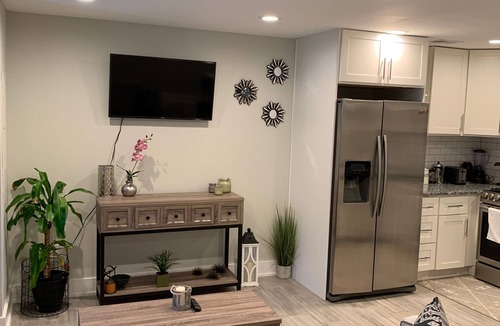 North Capitol Street Apartment | Beautiful 1BD/1BA - Downtown DC - Near Metro